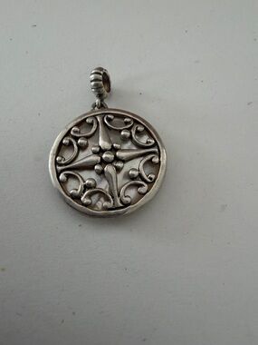 Filigree Pendant -